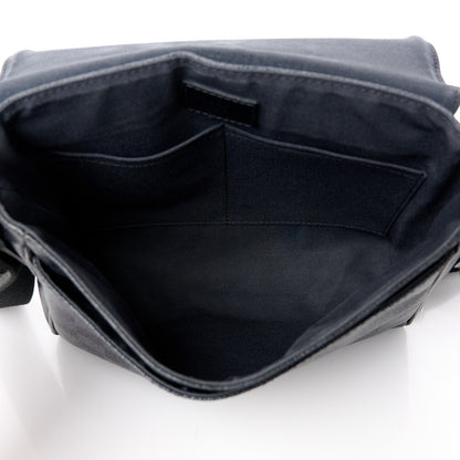 Louis Vuitton Damier Graphite District PM 5 of 12