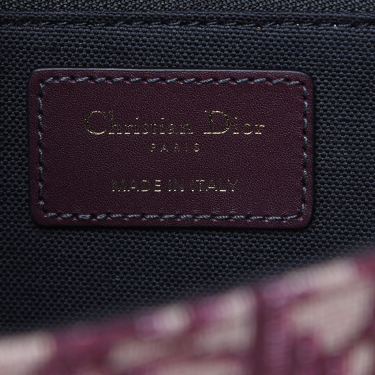 Oblique 30 Montaigne Flap Bag Burgundy