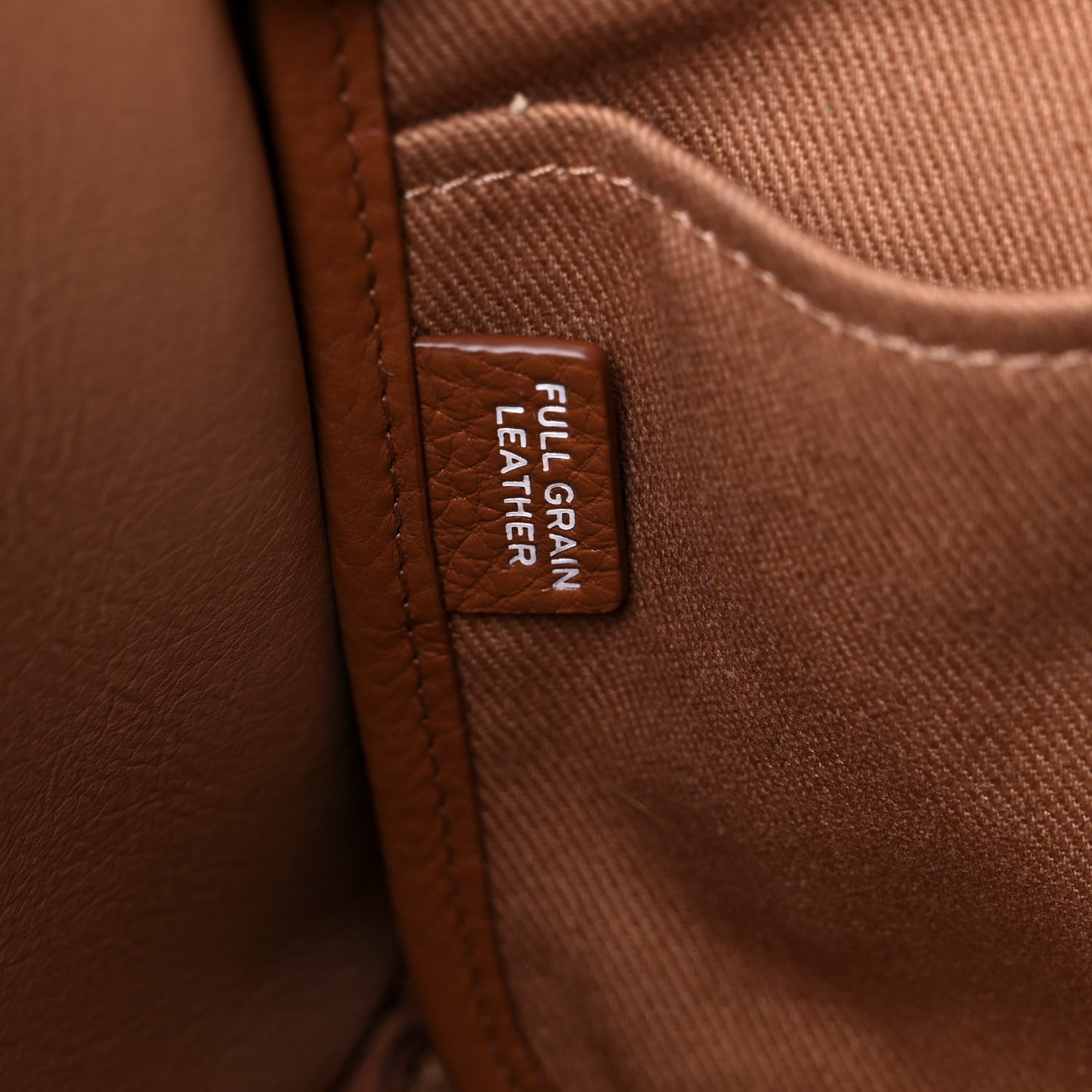 Marc Jacobs Grained Calfskin Medium The Tote Bag 7 of 14