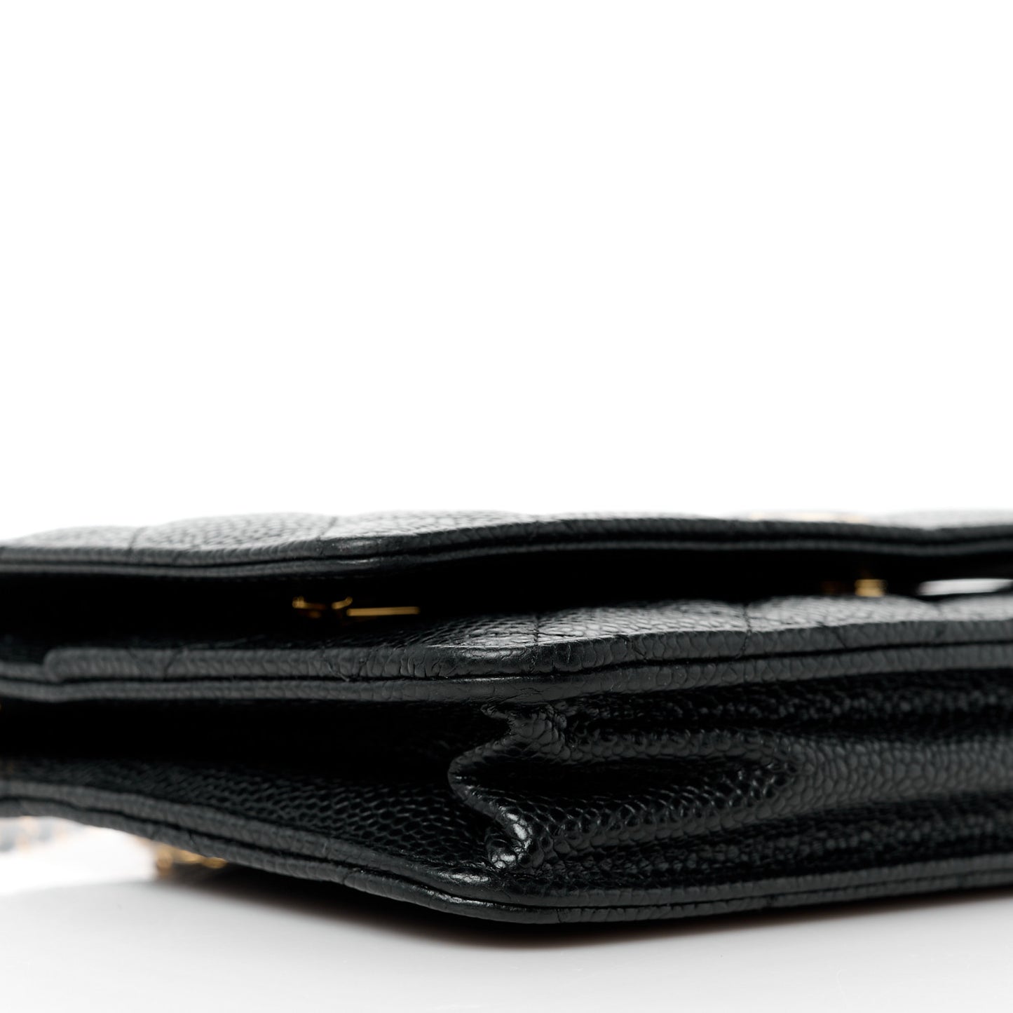 Caviar Quilted Wallet on Chain WOC Black
