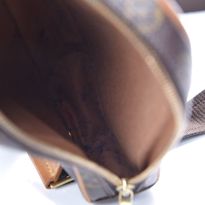 Louis Vuitton Monogram Pochette Gange 5 of 9