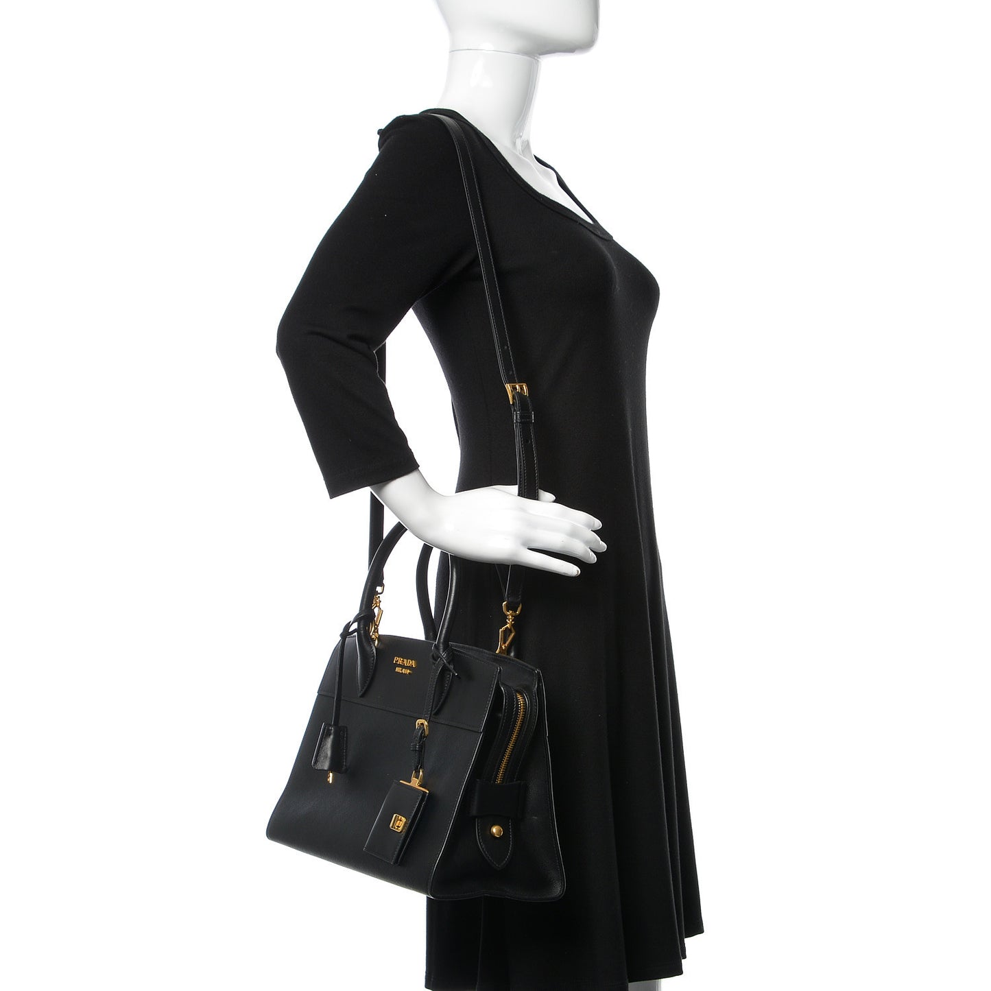 Saffiano City Calfskin Medium Esplanade Tote Black
