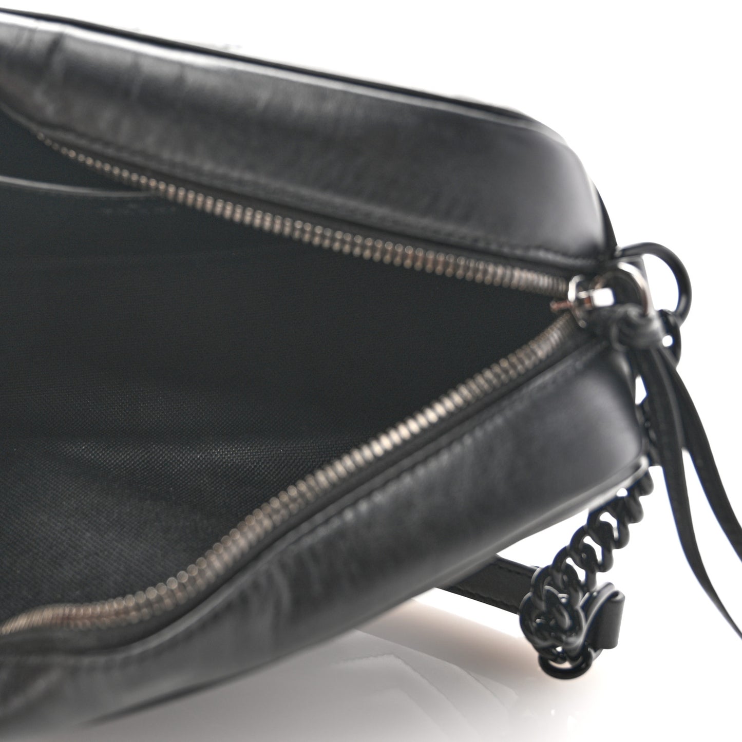 Calfskin Matelasse Monochrome Small GG Marmont Chain Shoulder Bag Black