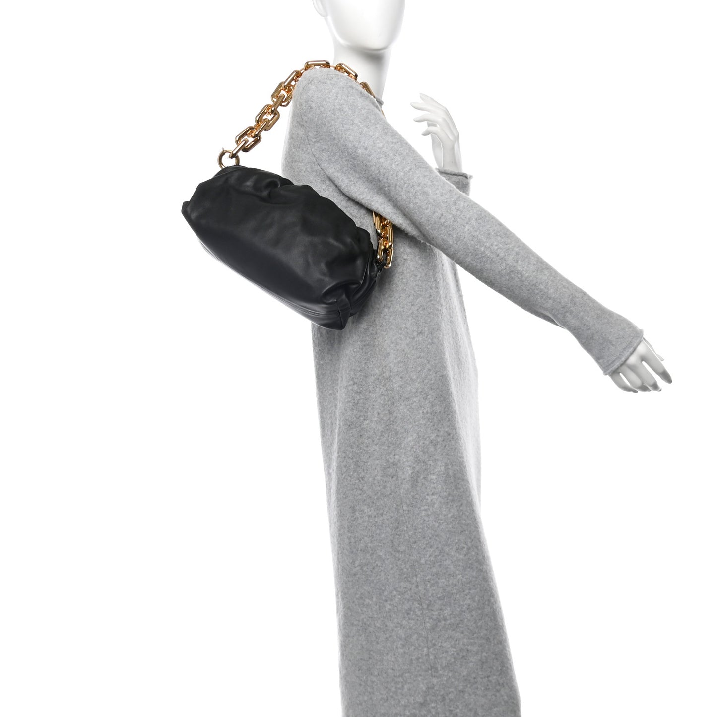 Calfskin The Pouch Chain Black