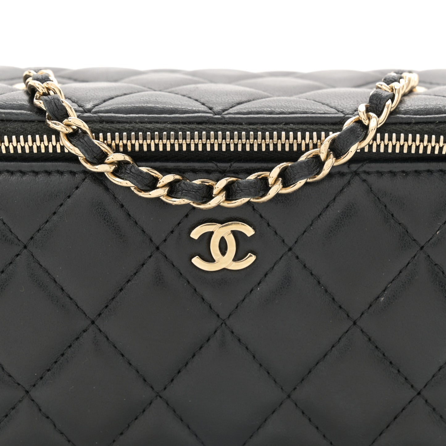 Lambskin Quilted Small Vanity Case With Chain Black
