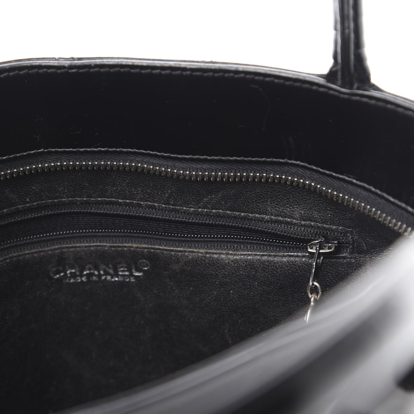 Patent Quilted Medallion Tote Black