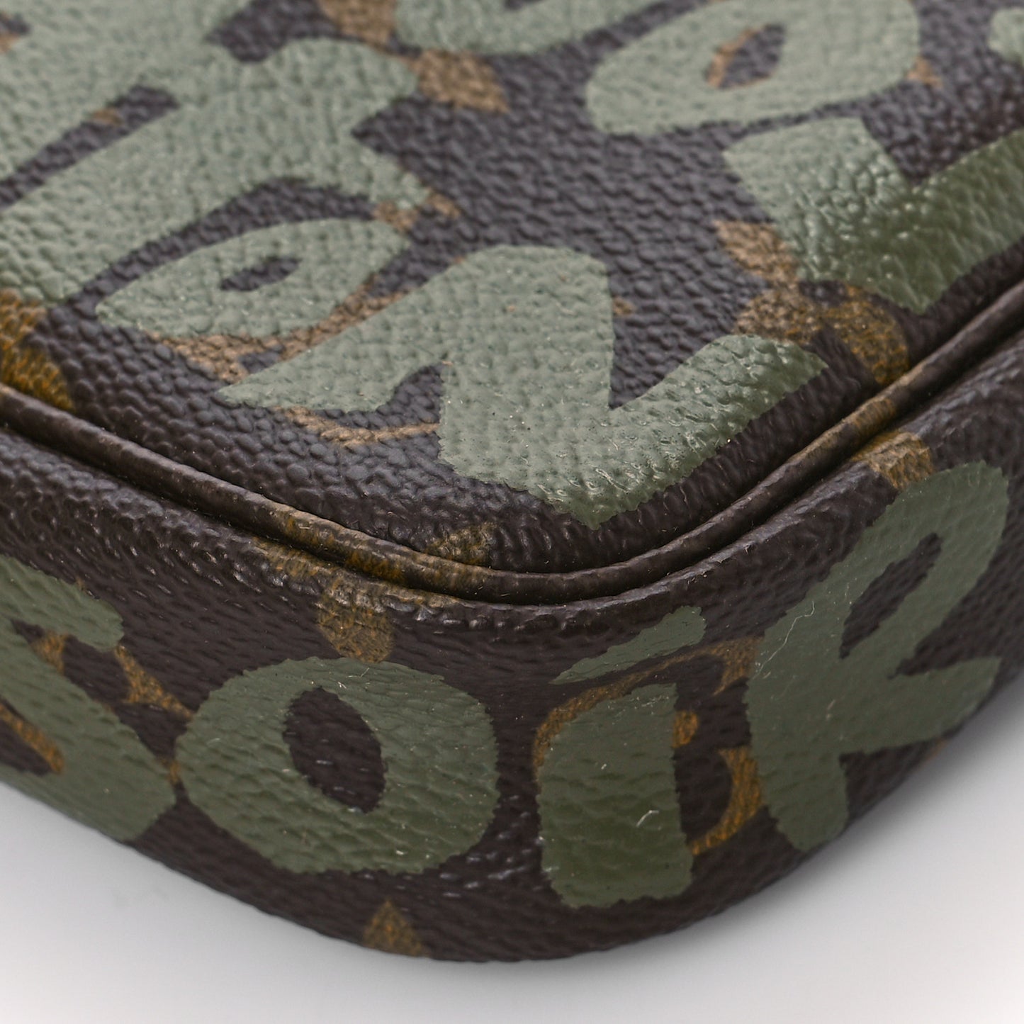 Monogram Graffiti Pochette Accessories Kaki