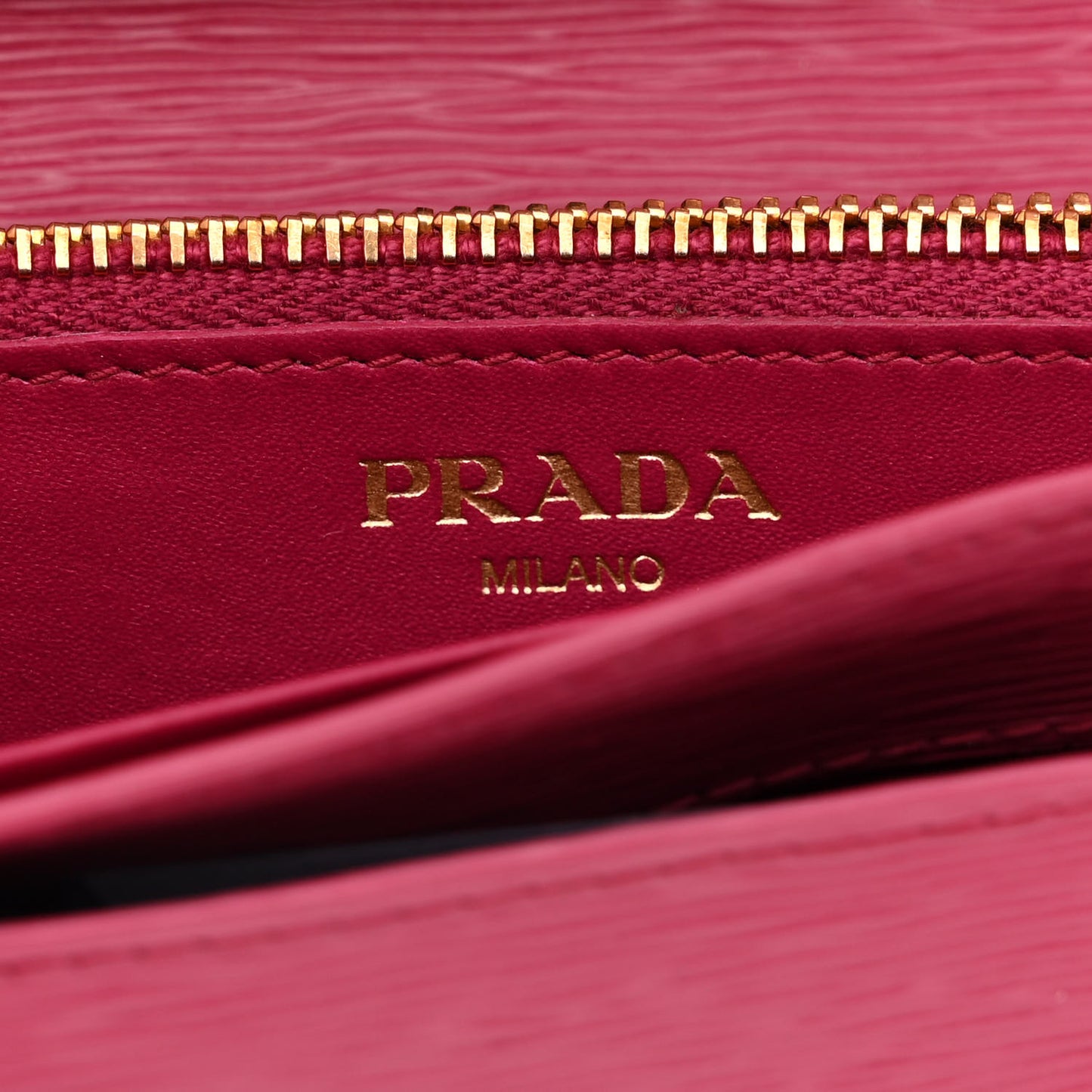 Saffiano Metal Mini Crossbody Wallet Ibisco