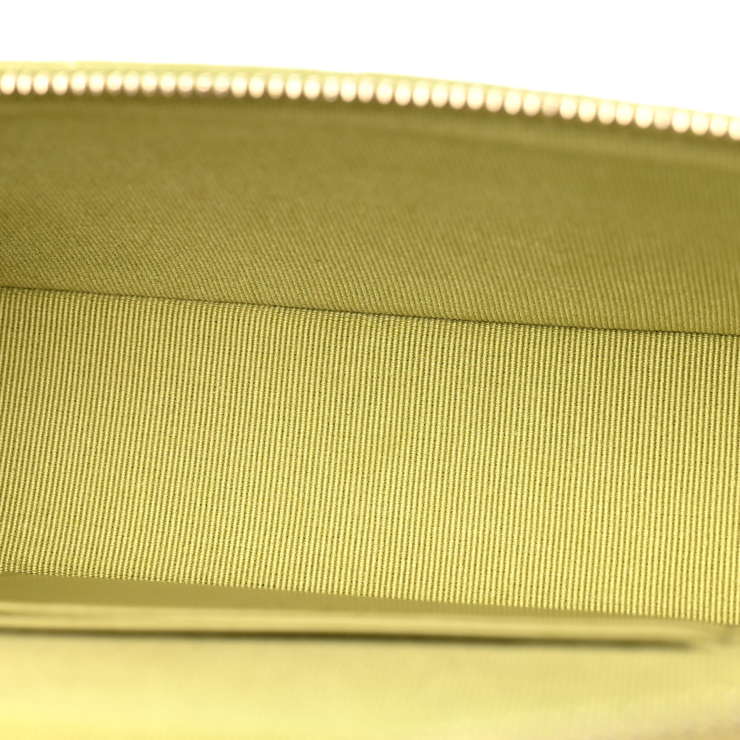 Caviar Quilted Top Handle Slim Vanity With Chain Khaki