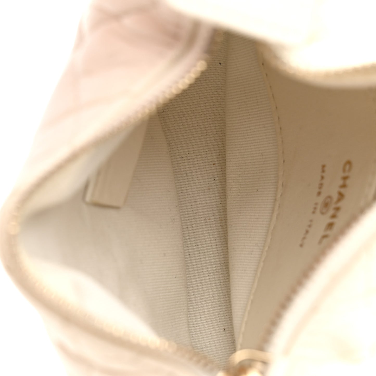 Lambskin Quilted Chain Around Pouch Hobo White