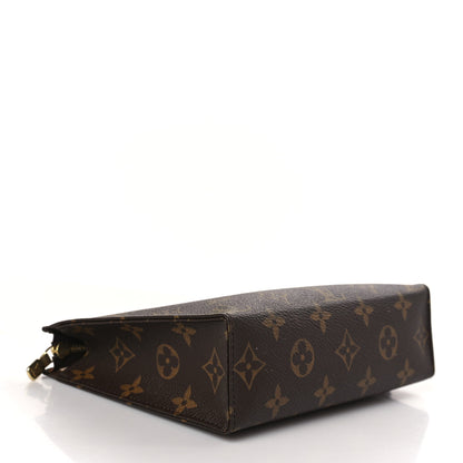 Louis Vuitton Monogram Toiletry Pouch 19 4 of 7