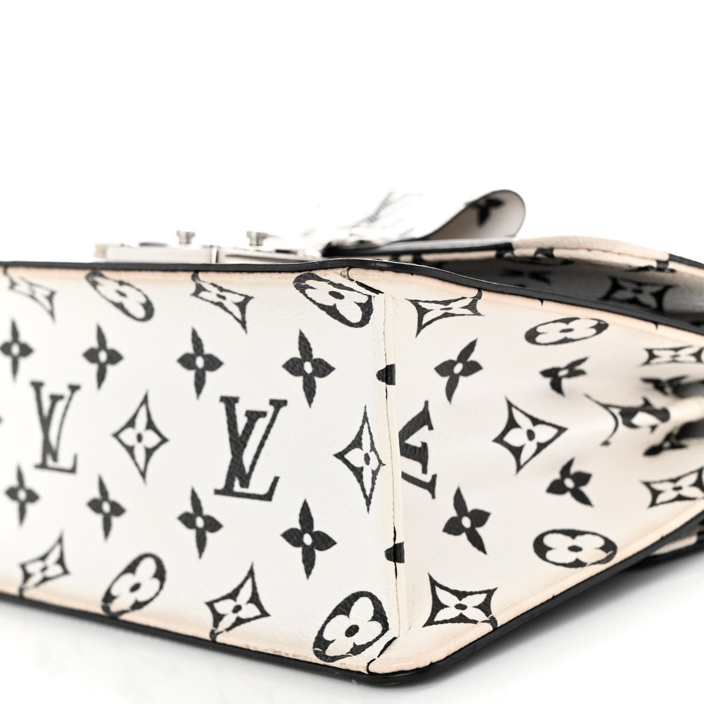 Vernis Epi Monogram Wynwood Black White