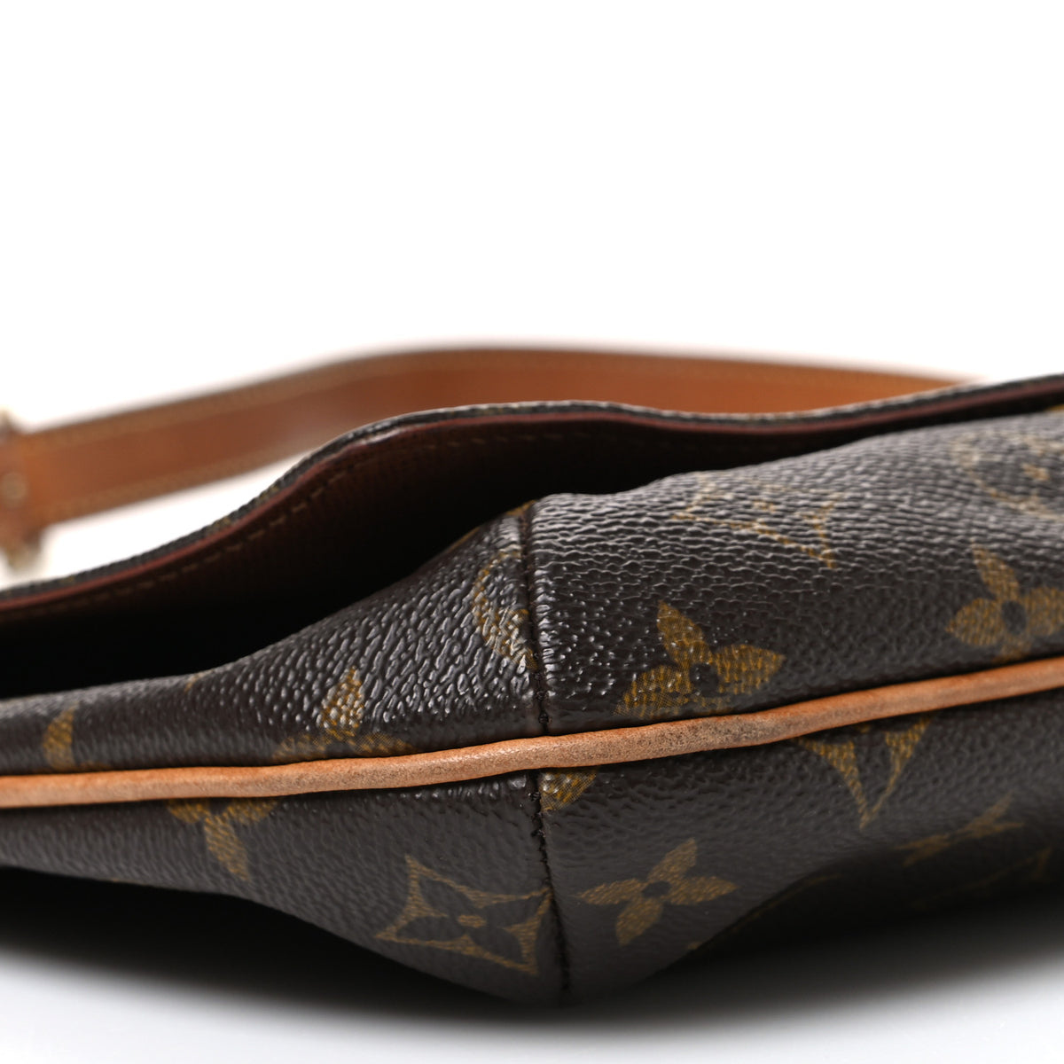 Louis Vuitton Monogram Musette Tango 9 of 10