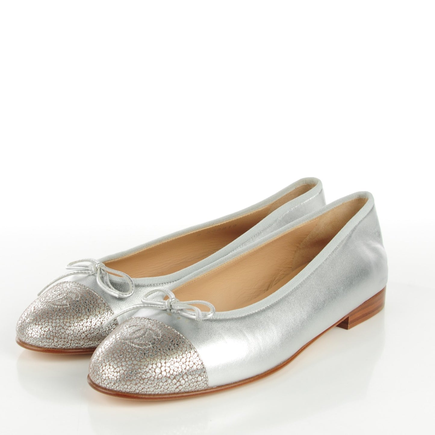 Metallic Lambskin Cap Toe CC Ballerina Flats 39 Silver