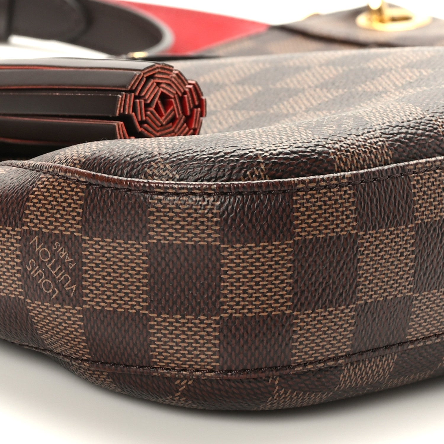 Louis Vuitton Damier Ebene South Bank Besace 7 of 8