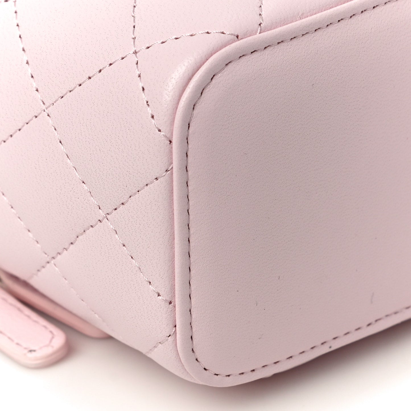 Lambskin Quilted Mini Top Handle Vanity Case With Chain Light Pink