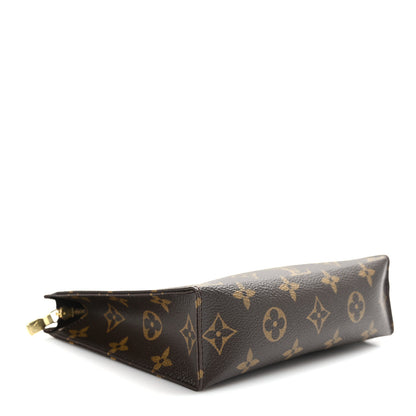 Louis Vuitton Monogram Toiletry Pouch 19 4 of 9