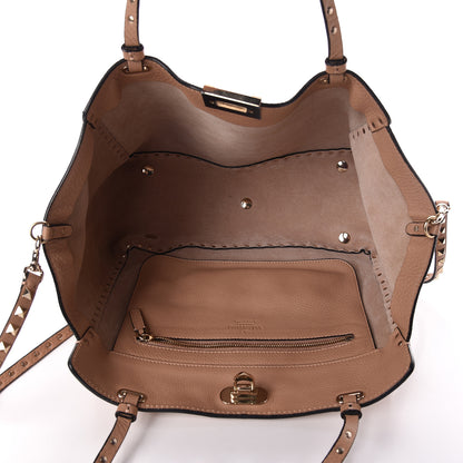 Valentino Garavani Pebbled Calfskin Medium Rockstud Tote Skin Sorbet 6 of 10