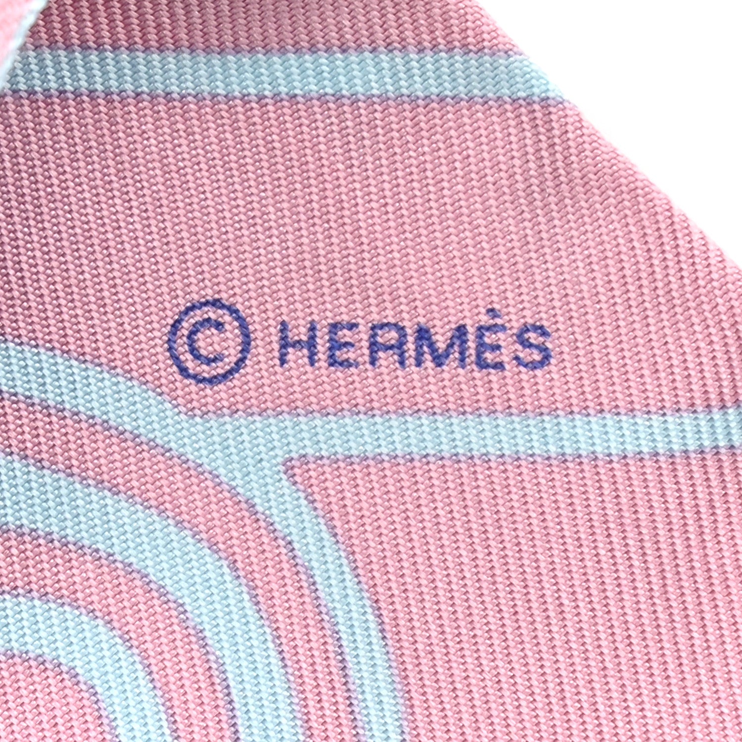 Hermes Silk Les Coupes Tattoo Twilly Ciel Vieux Rose 3 of 5