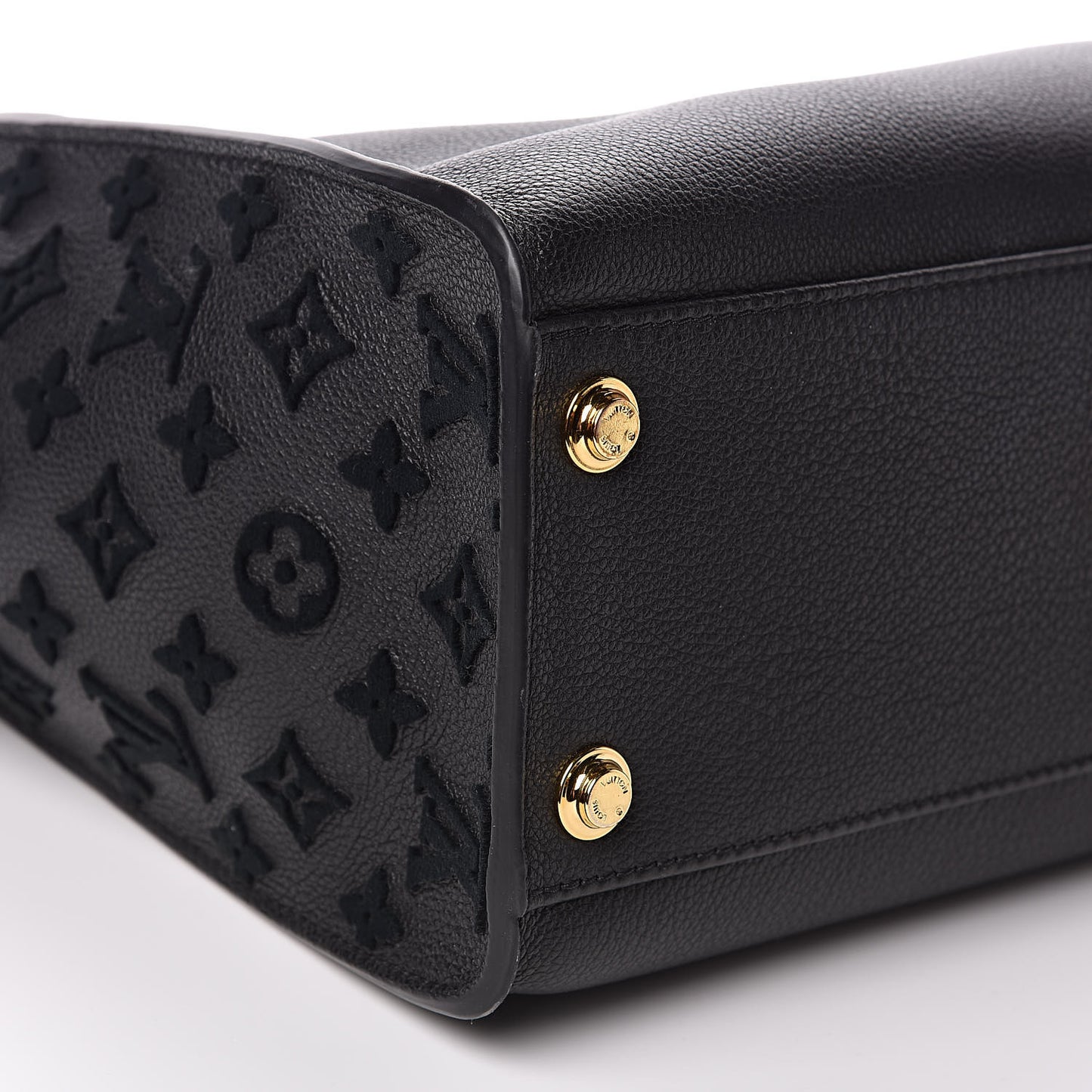 Calfskin Monogram Tufting On My Side Black
