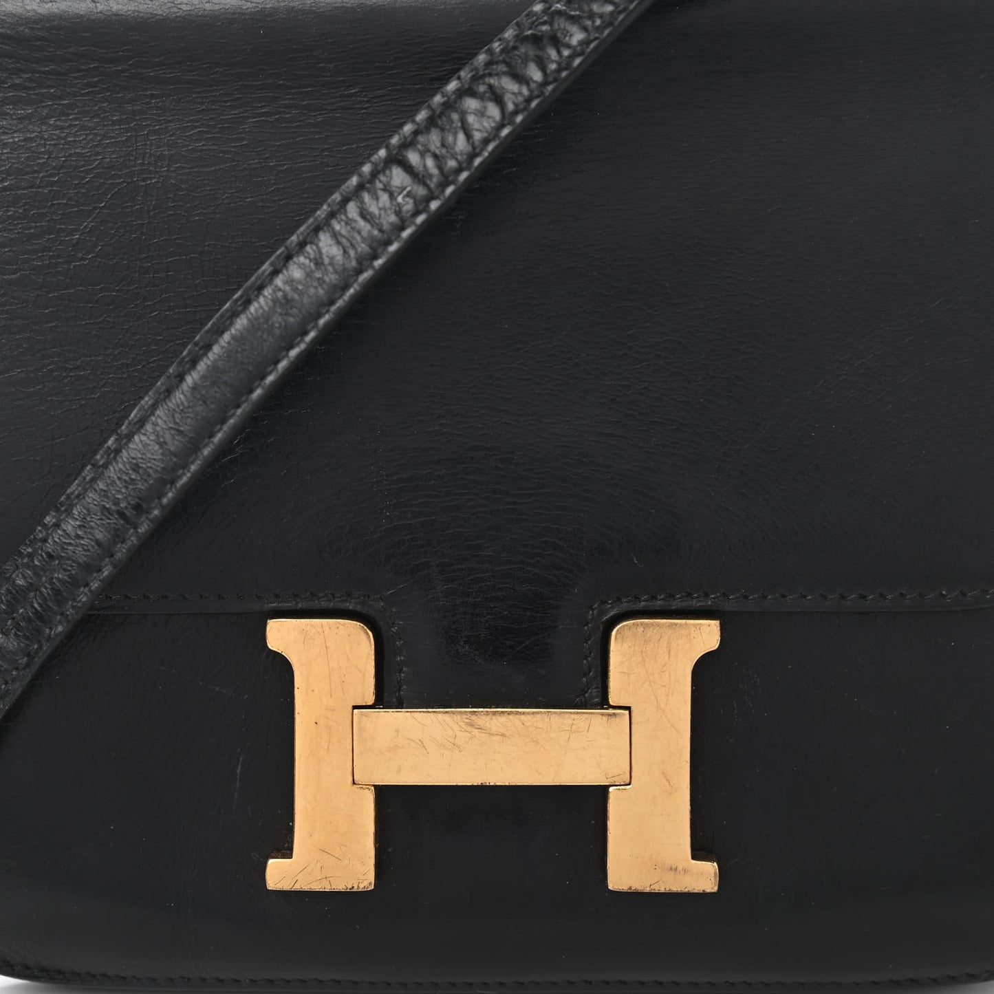 Box Constance 18 Black