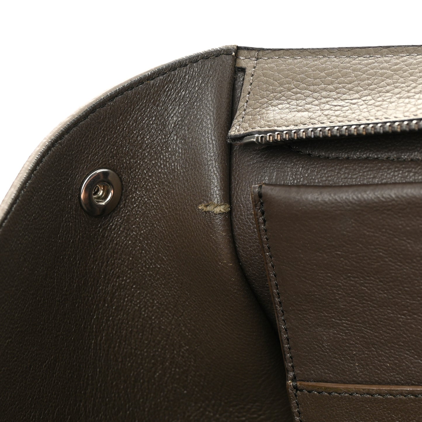 Drummed Calfskin Suede Medium Trapeze Souris