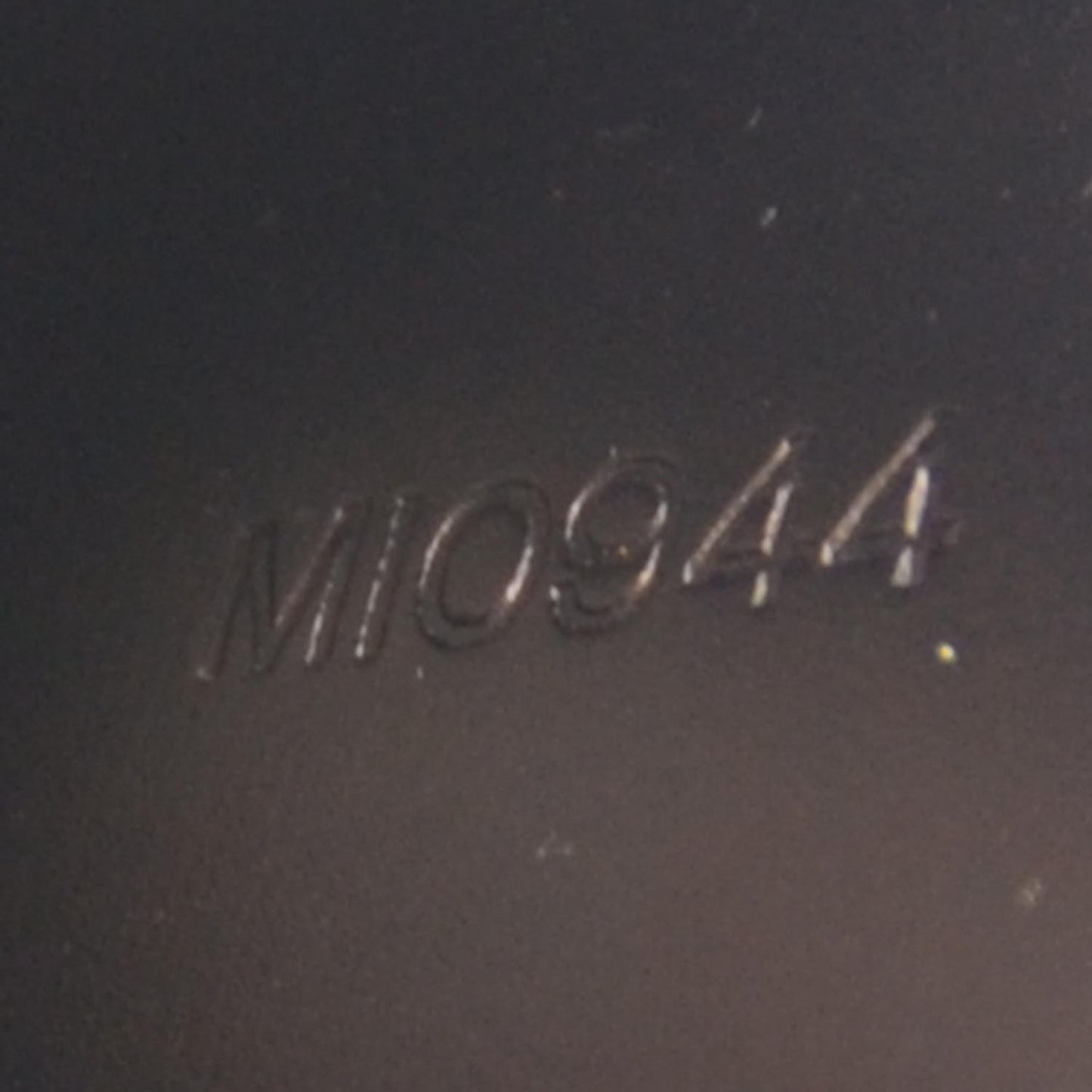 Epi Opera Pochette Egee Clutch Black