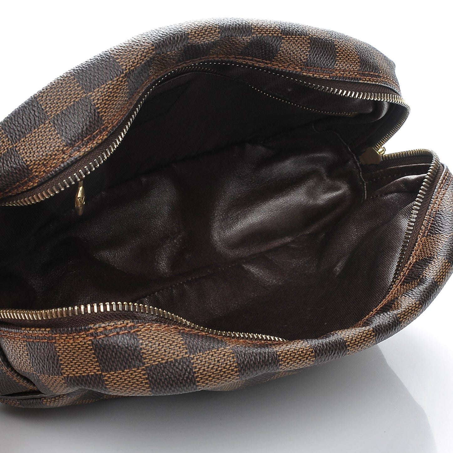 Damier Ebene Toiletry Bag 25