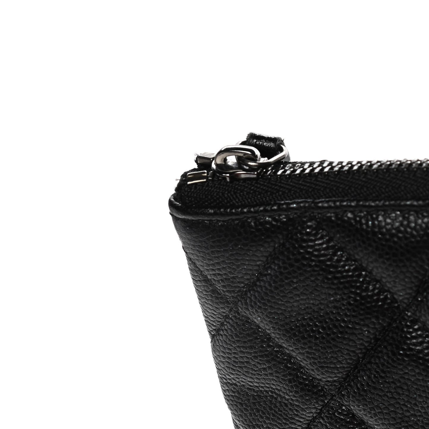 Caviar Quilted Medium Cosmetic Case Black