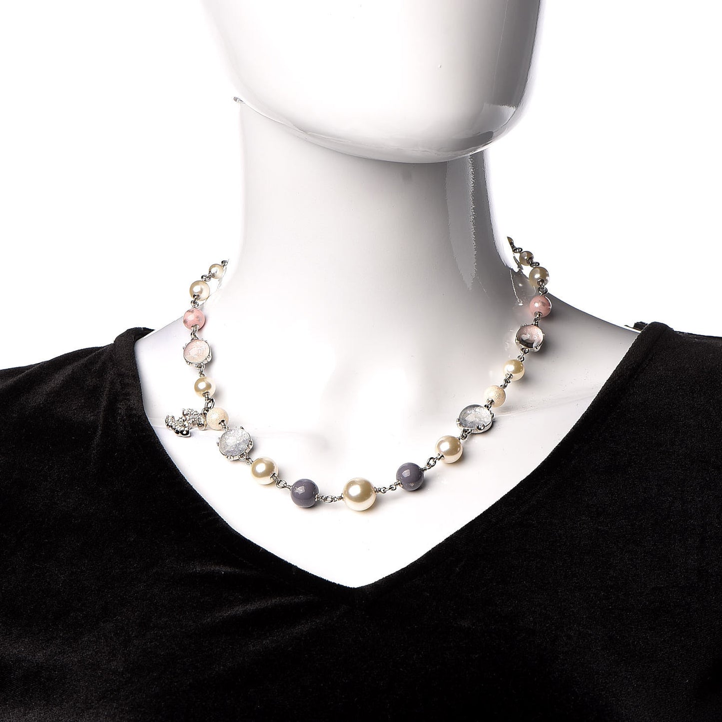 Pearl Bead Crystal CC Short Necklace Pink Grey Silver