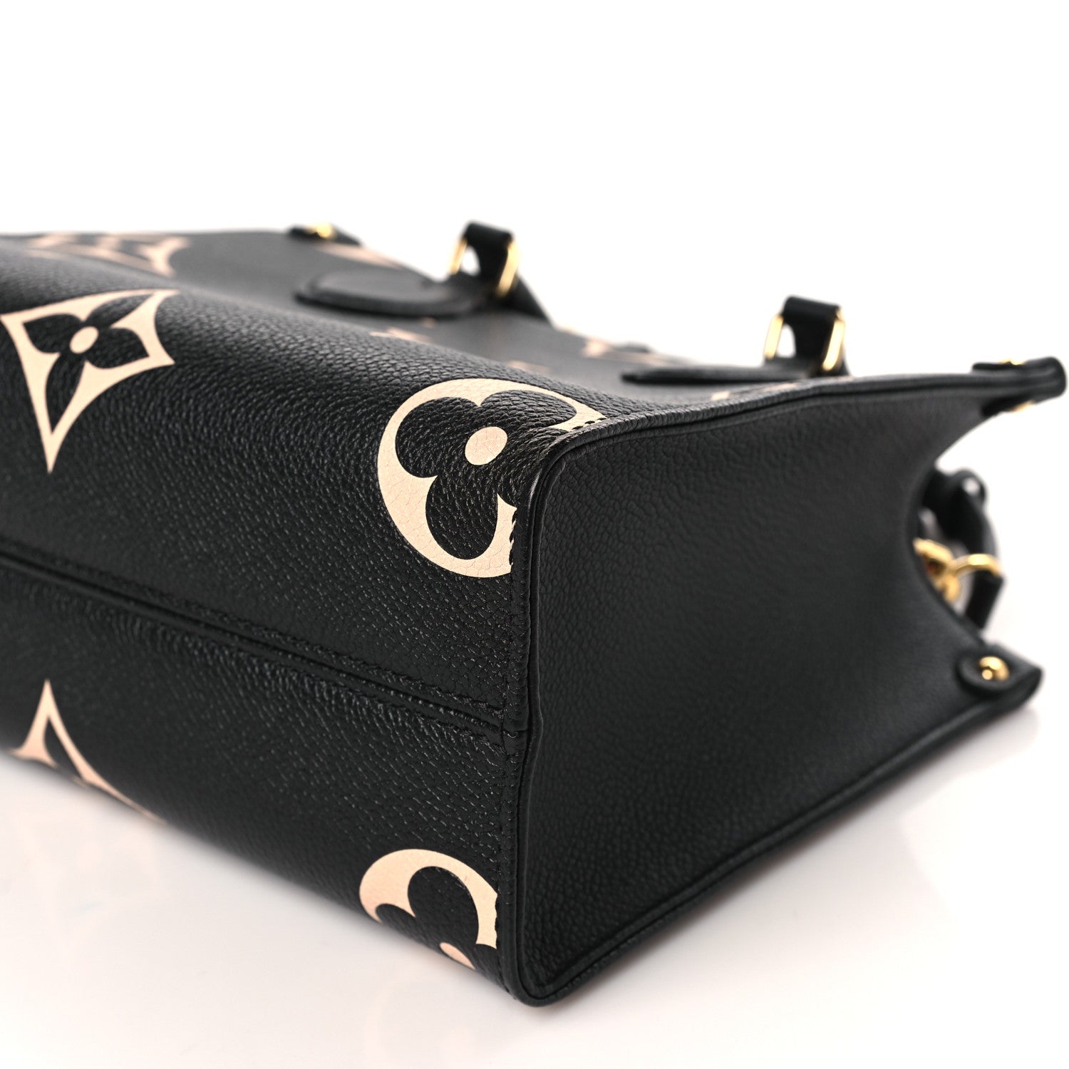 Louis Vuitton Empreinte Monogram Giant Onthego PM Black Beige 8 of 9