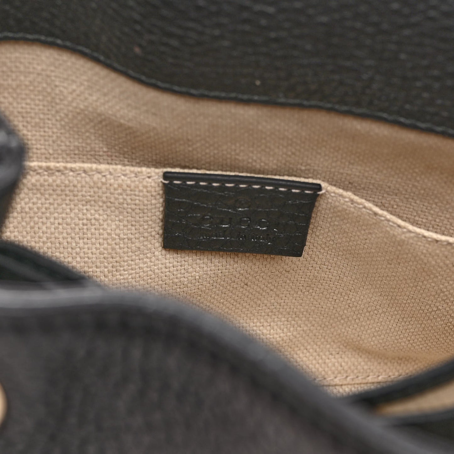 Pebbled Calfskin Small Soho Chain Shoulder Bag Black