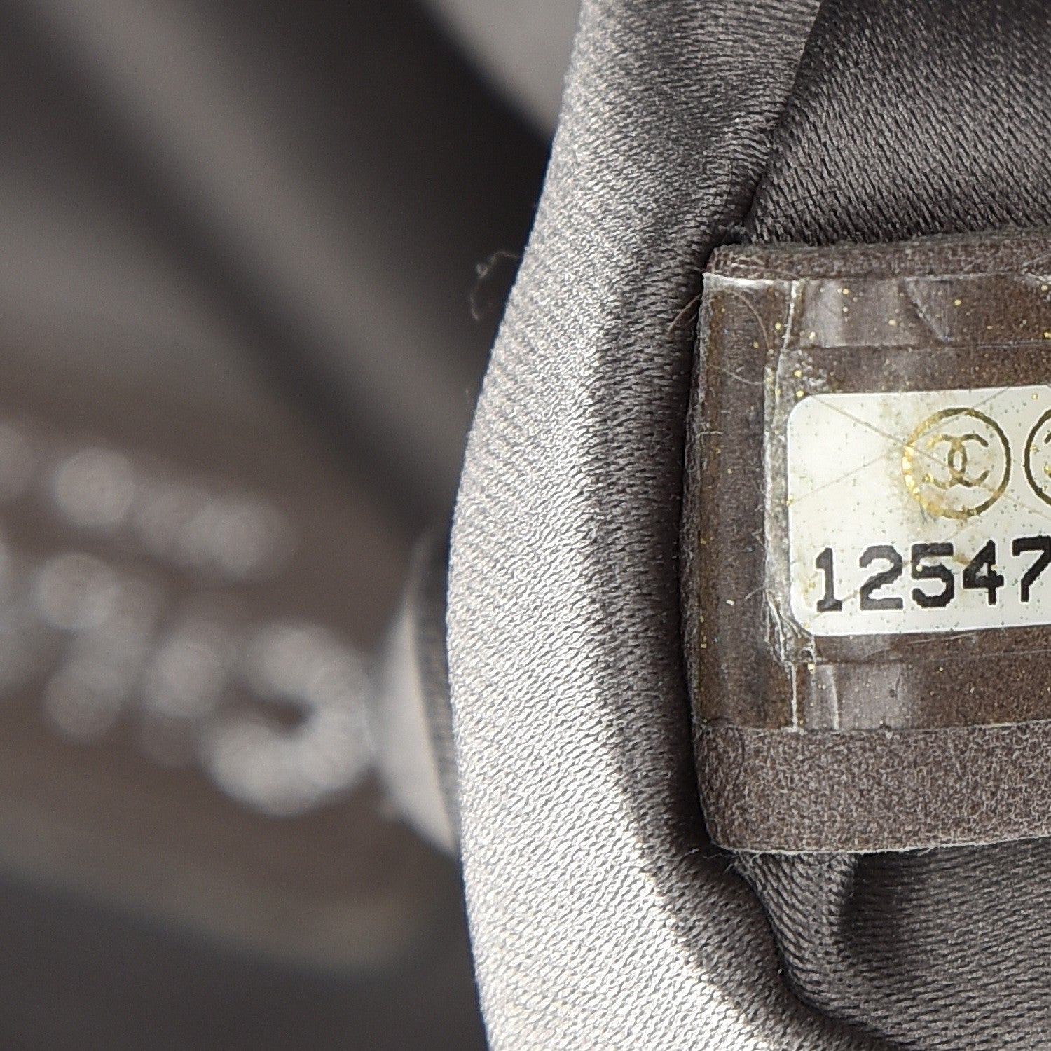 Chanel Calfskin Bubble Quilt Hobo Grey 7 of 7