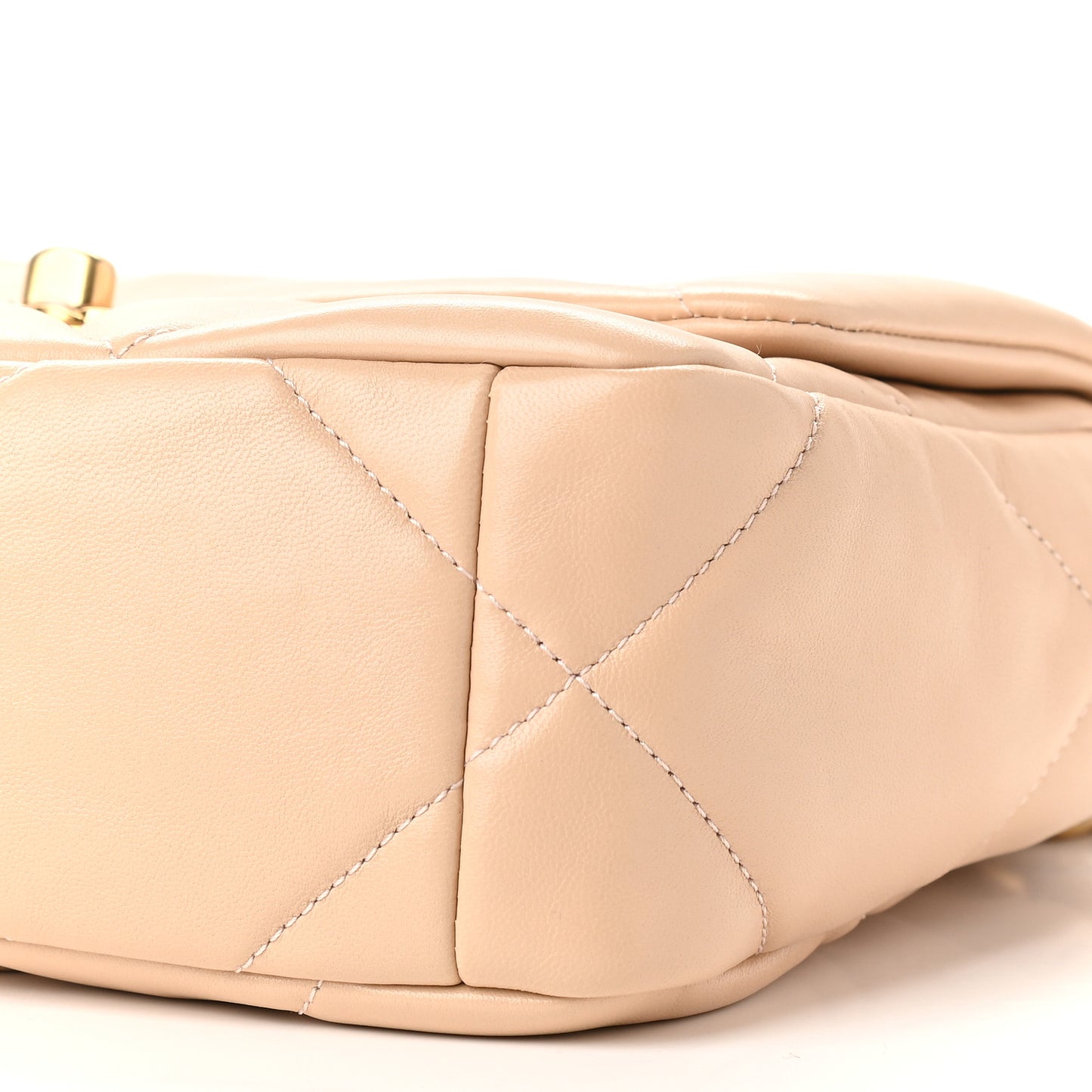 Lambskin Quilted Medium Chanel 19 Flap Beige