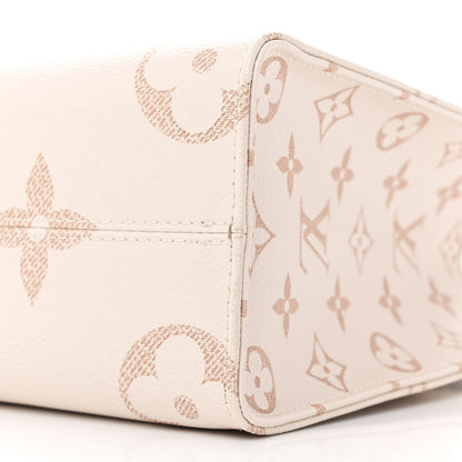 Louis Vuitton Monogram Dune Giant Onthego PM 9 of 9