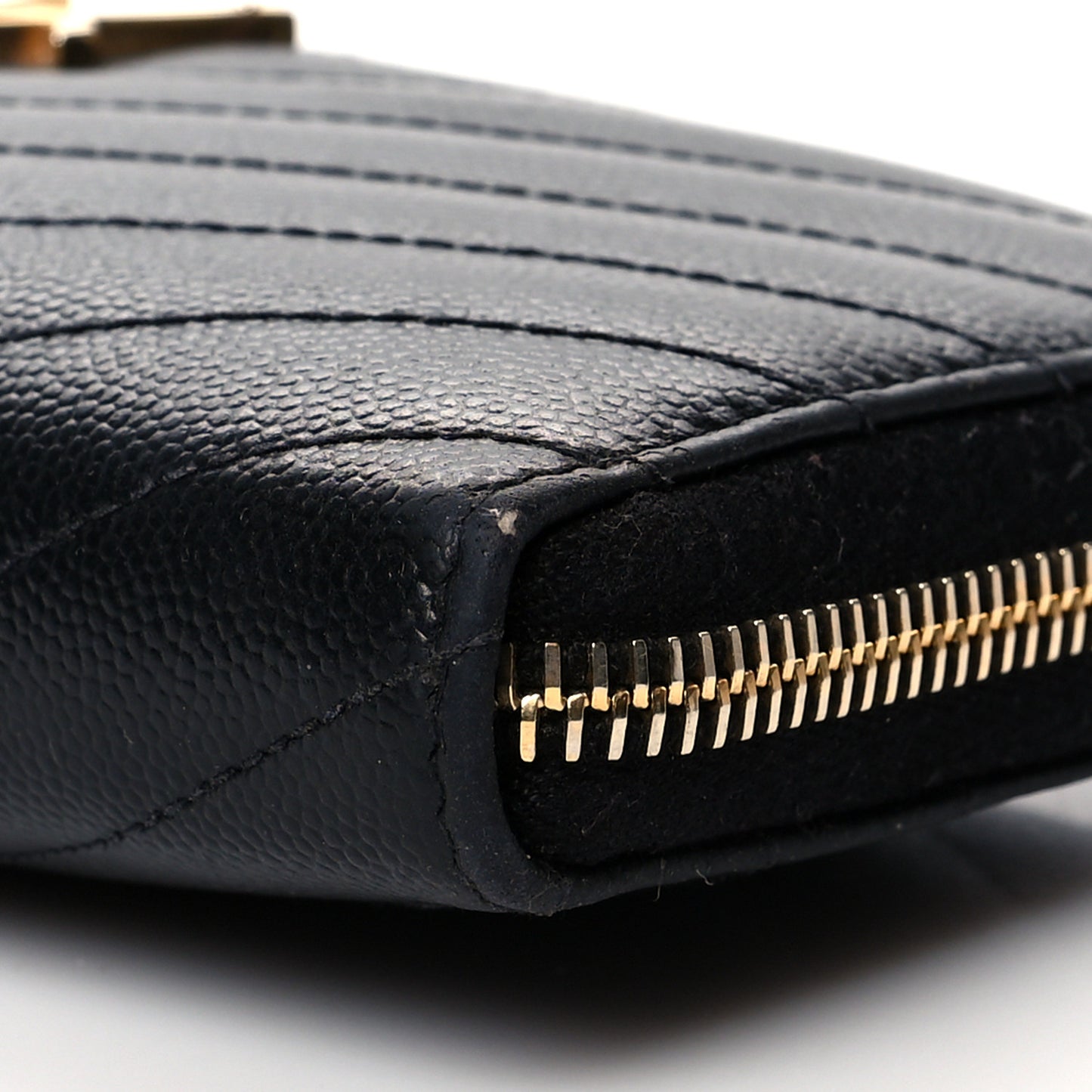 Grain De Poudre Matelasse Chevron Monogram Zip Around Wallet Black