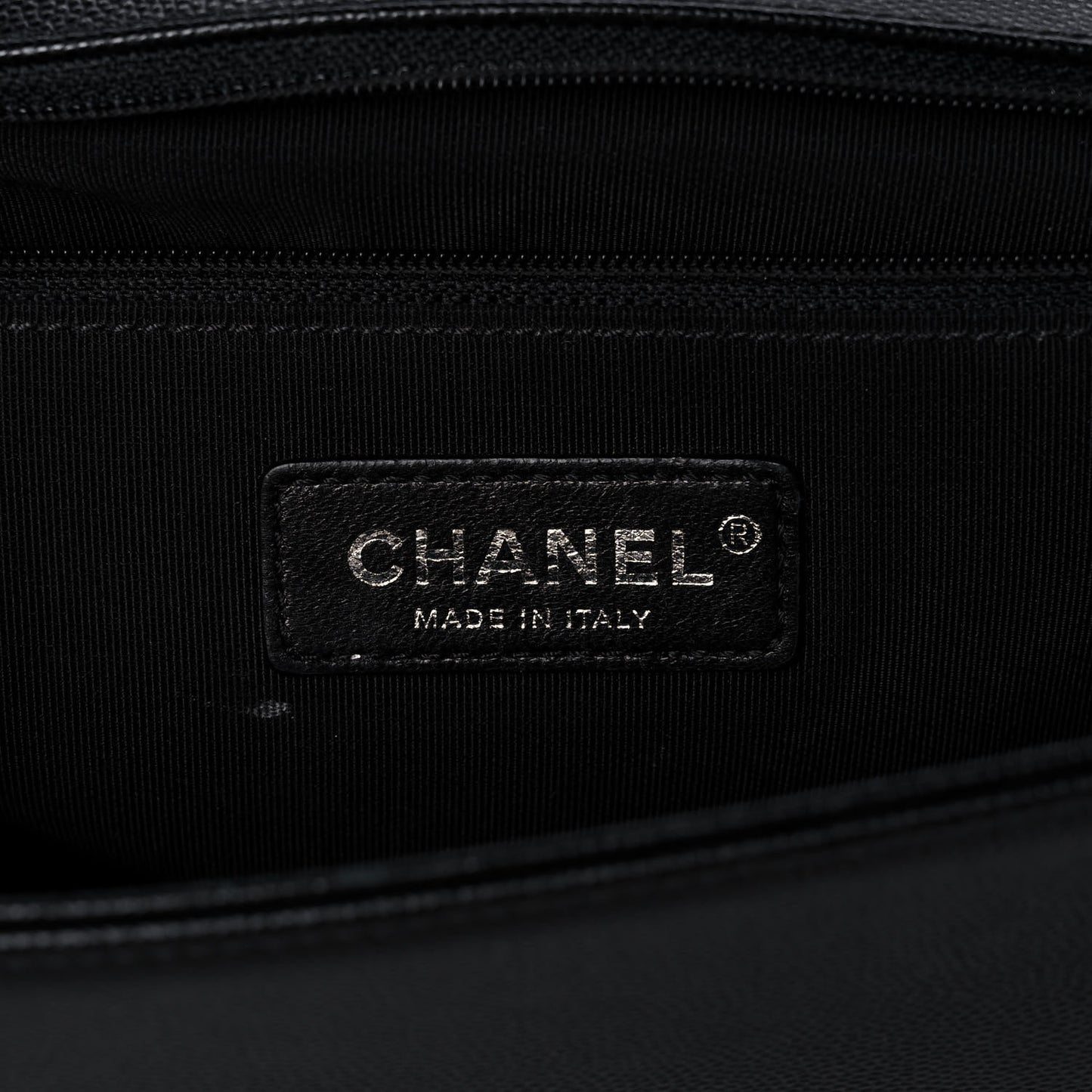 Caviar Quilted Large Boy Flap Black