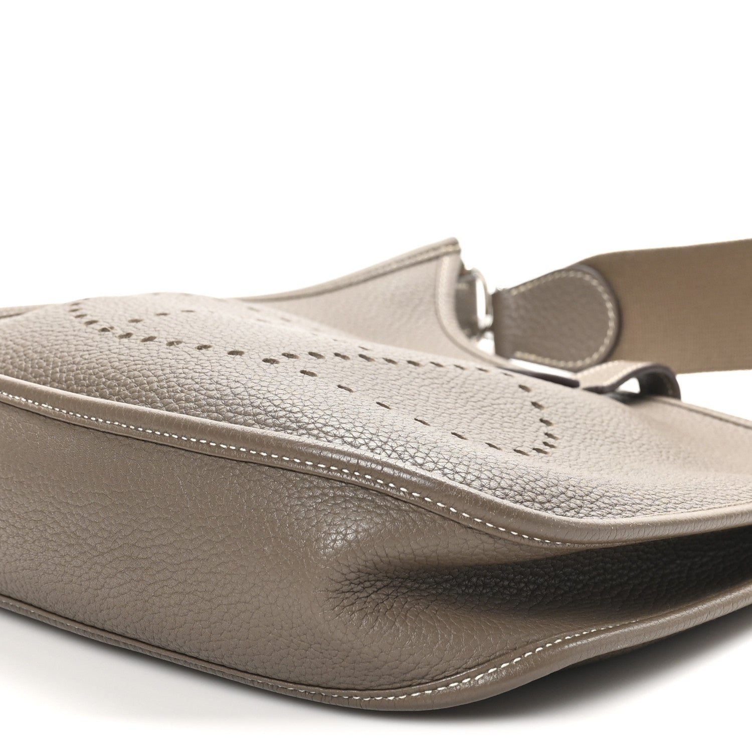 Hermes Taurillon Clemence Evelyne PM Etoupe 10 of 10