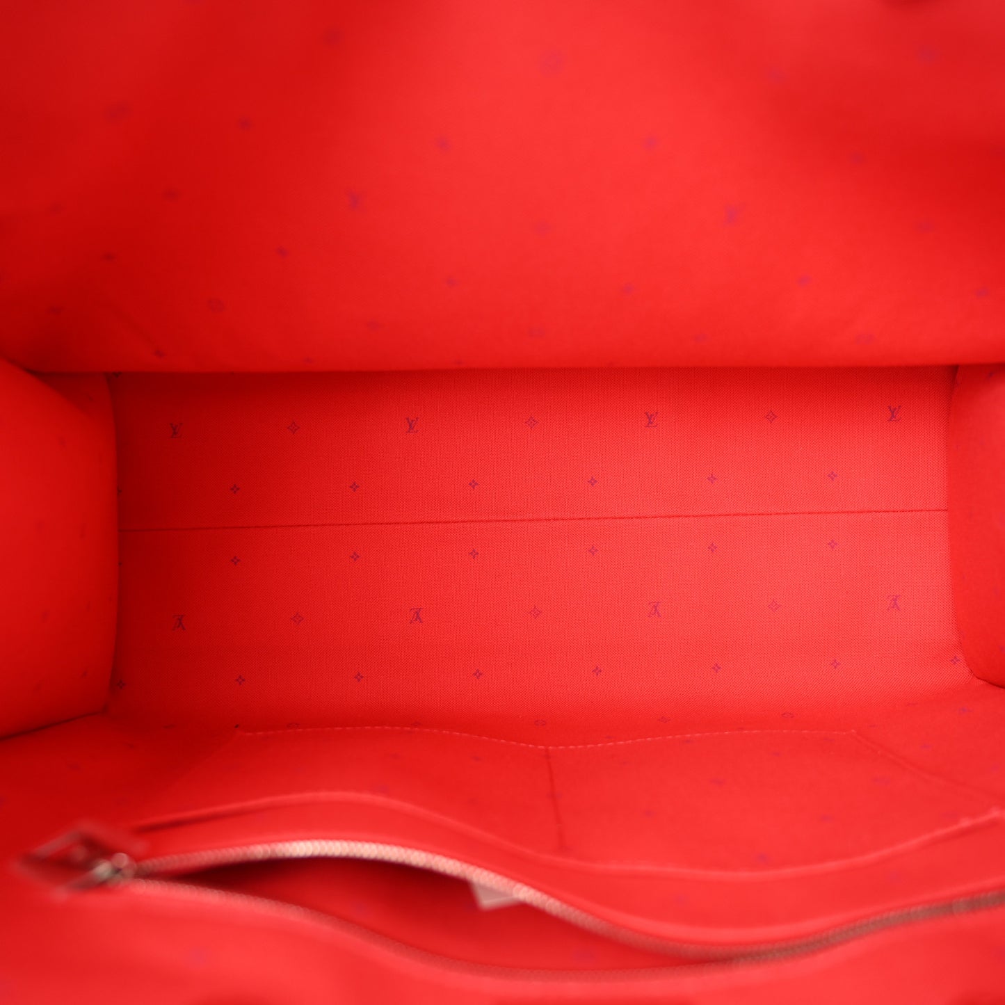 Monogram Escale Onthego GM Rouge