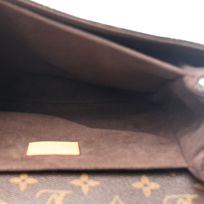 Louis Vuitton Monogram Pochette Metis 5 of 9