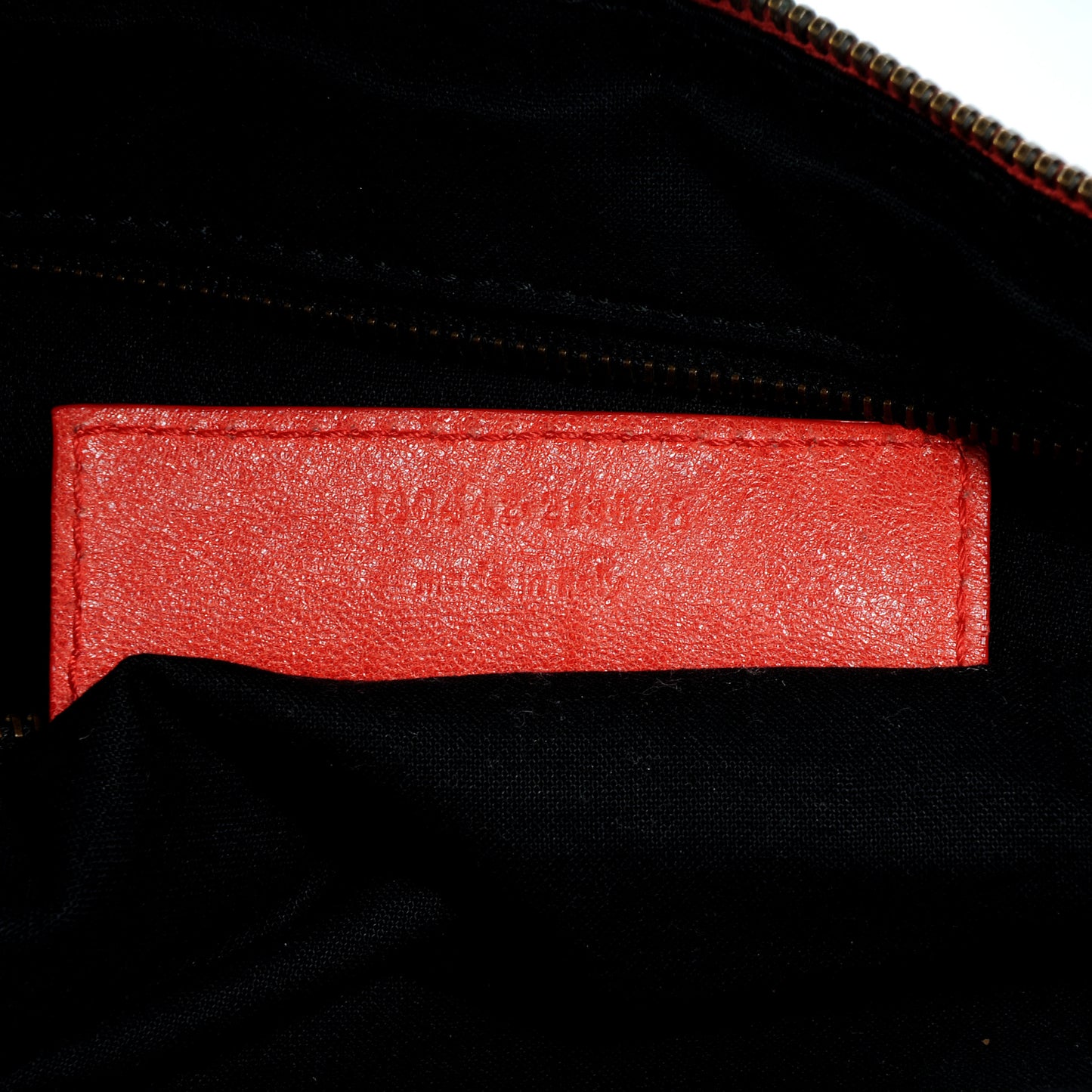 Agneau Day Hobo Vermillion