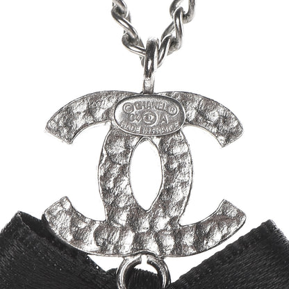 Chanel Pearl Ribbon CC Bow Necklace Black 5 of 6