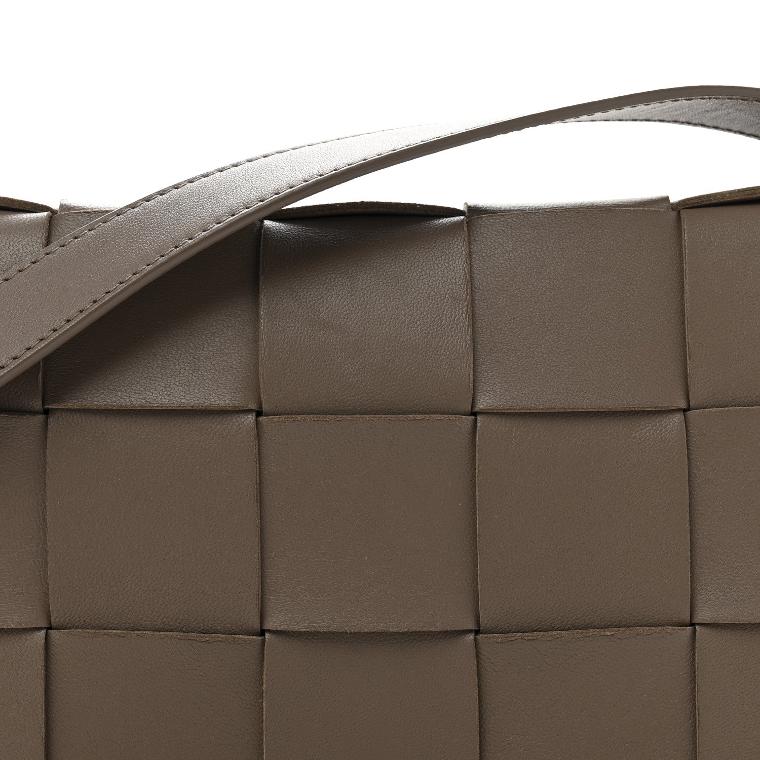 Bottega Veneta Lambskin Maxi Intreccio Cassette Crossbody Bag Taupe Grey 8 of 13