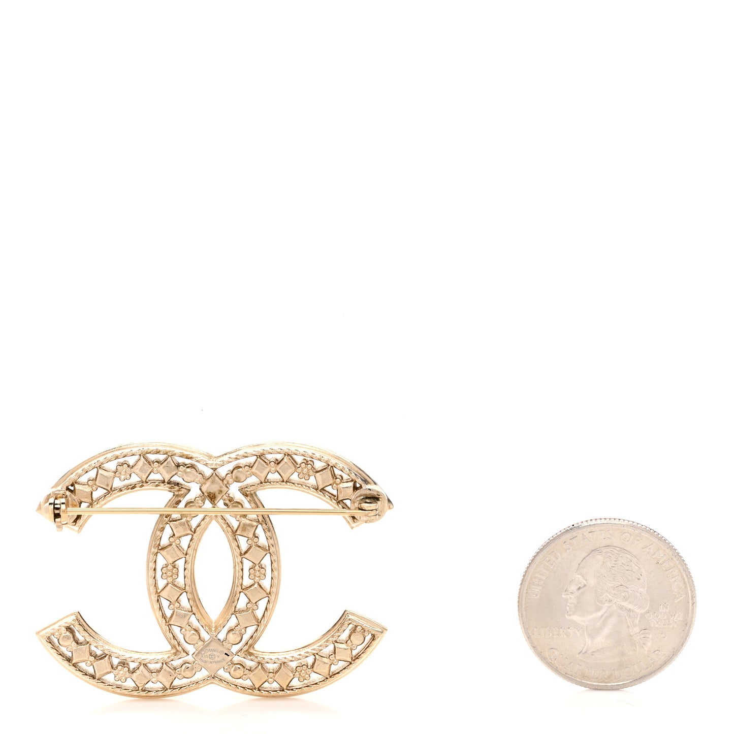 Metal CC Brooch Light Gold