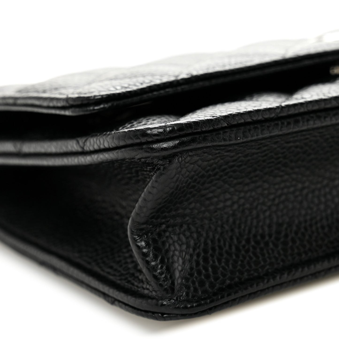 Caviar Quilted Wallet on Chain WOC Black