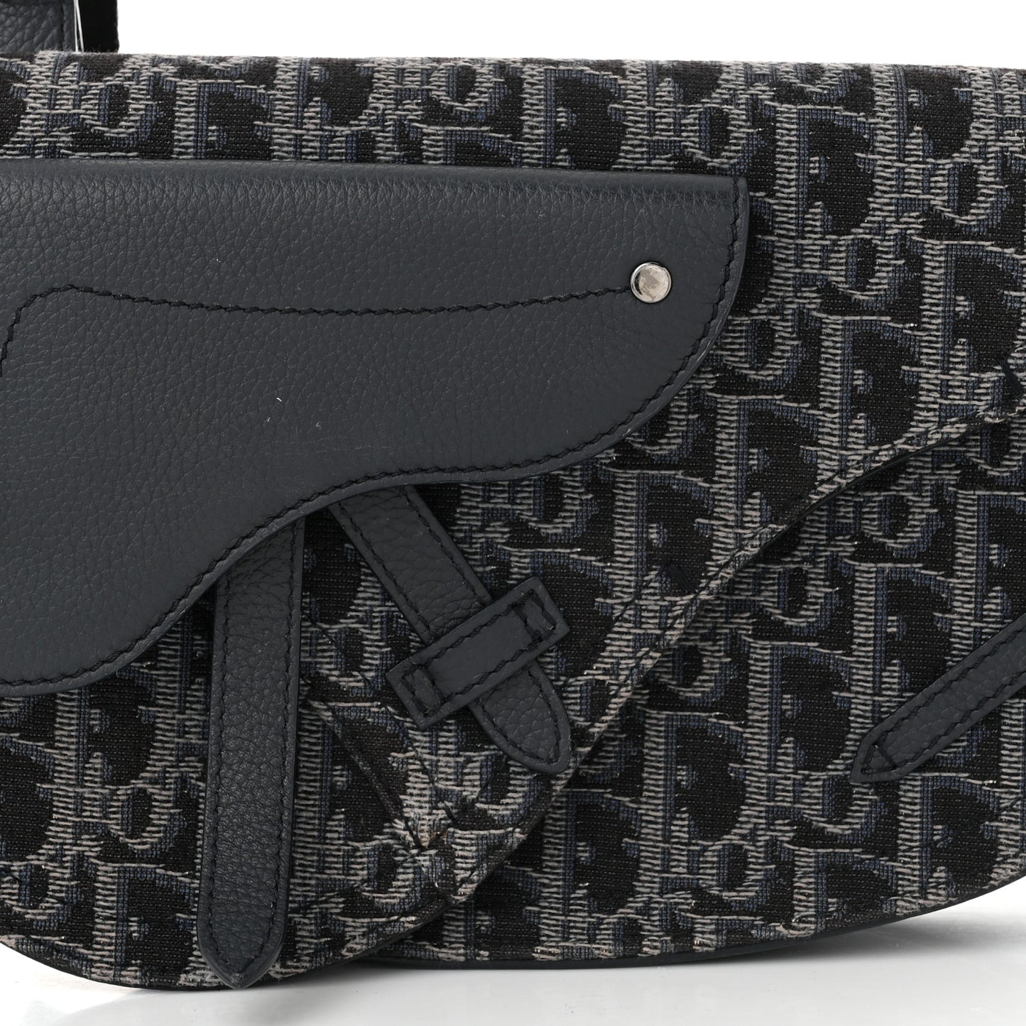 Oblique Saddle Messenger Pouch Blue Black