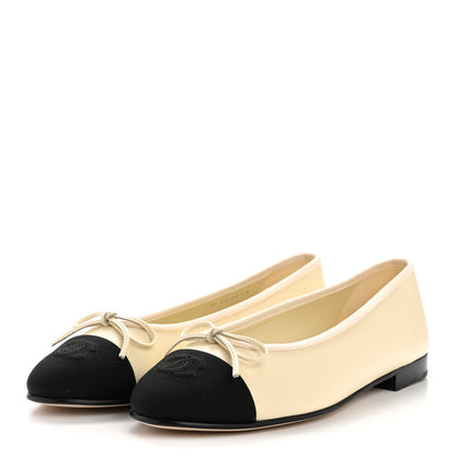Chanel Calfskin Grosgrain Cap Toe CC Ballerina Flats 38 Ivory Black 4 of 11