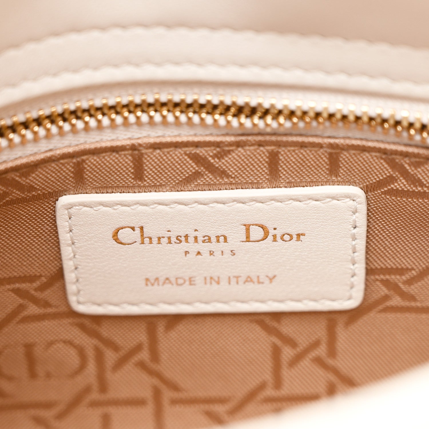 Dior ホワイト Christian Dior Lambskin Cannage Mini Lady Dior White 1824359