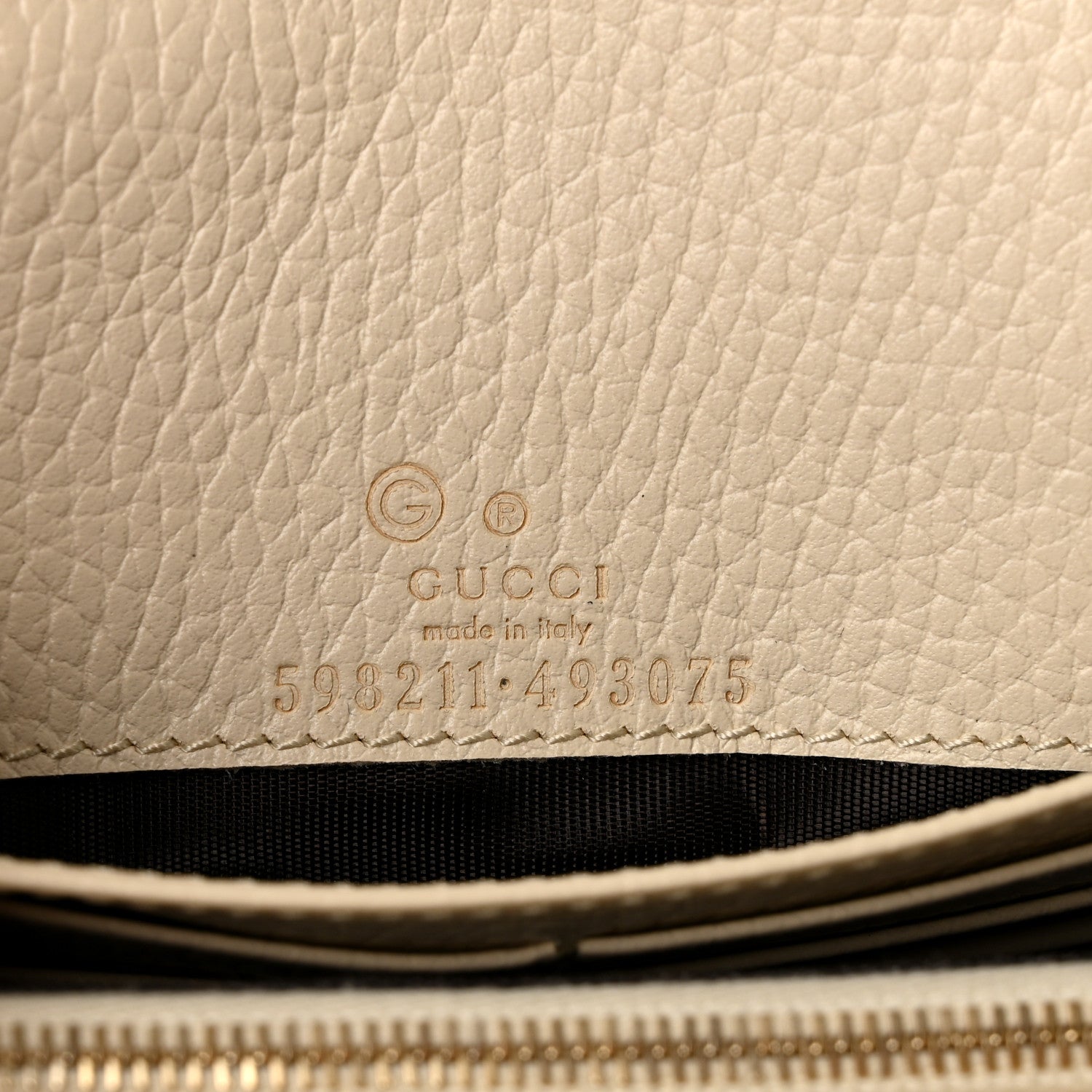 Gucci Pebbled Calfskin Soho Wallet On Chain Ivoire 6 of 11
