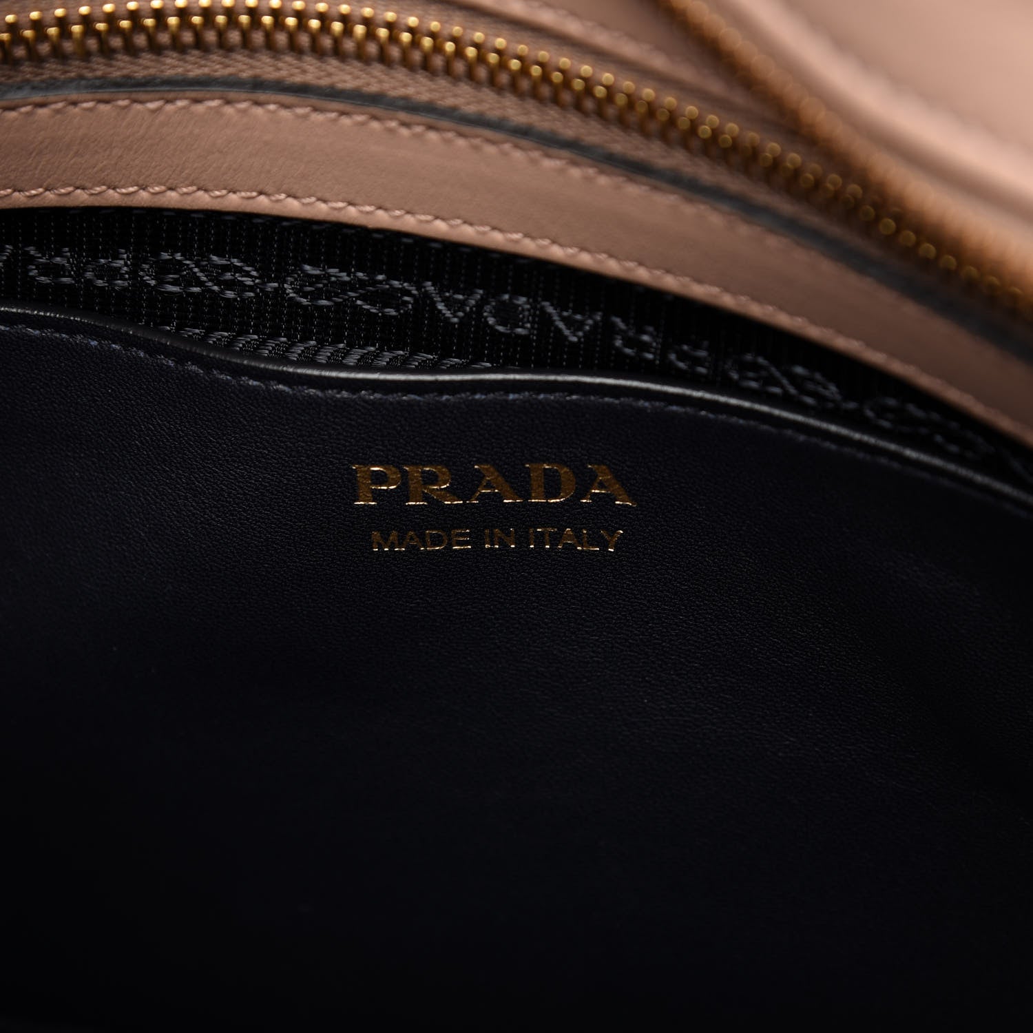 Prada Saffiano City Calfskin Medium Esplanade Cipria Baltico 8 of 11